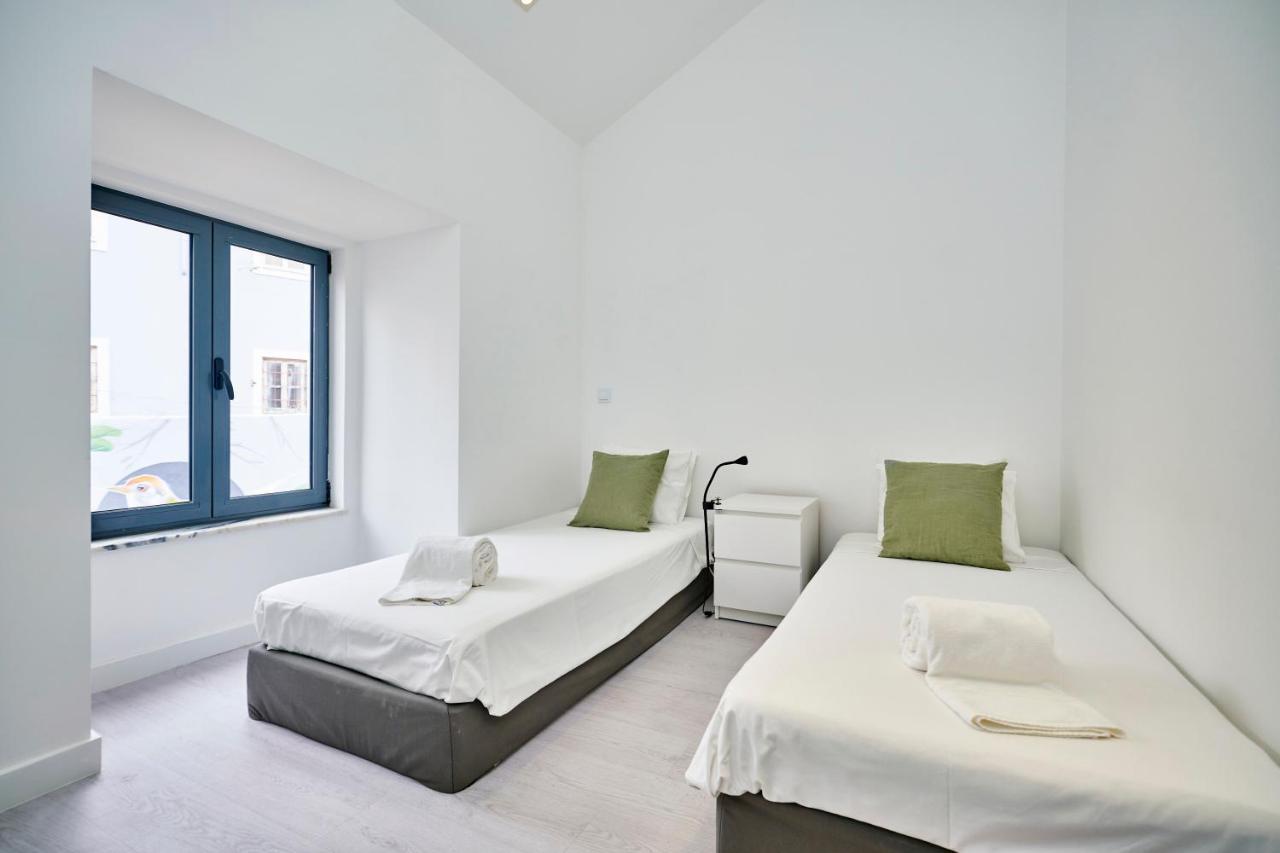 Altido Fabulous 3-Br Apartment In Western Lisbona Esterno foto